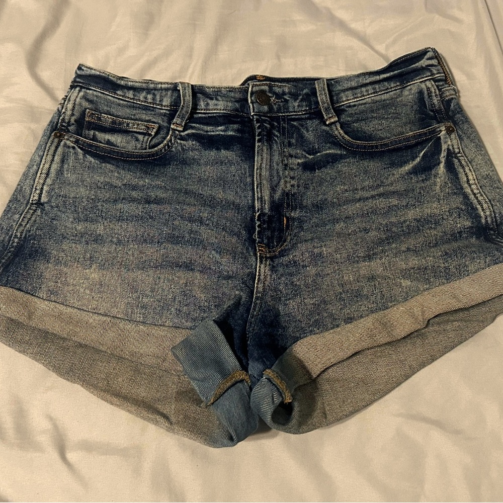 Arizona Jean Company Blue Jean Shorts Distressed Cutoff